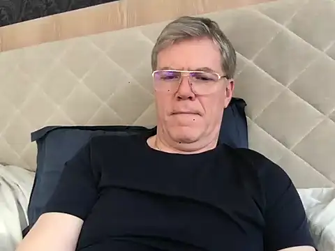 abibull's Live Sex Cam Show