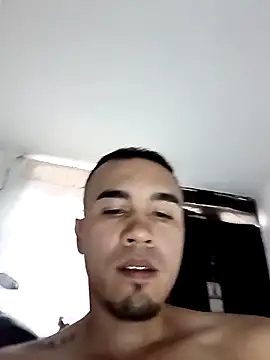 Show Webcam de andres_dirtylover