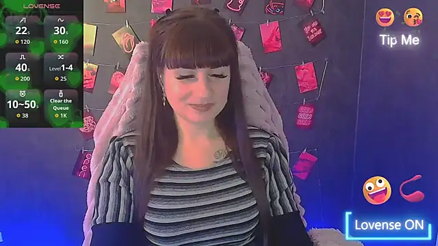 Chat +18 de Violla_My ao vivo