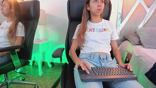 Goddess__Lilith's Live XXX Chat