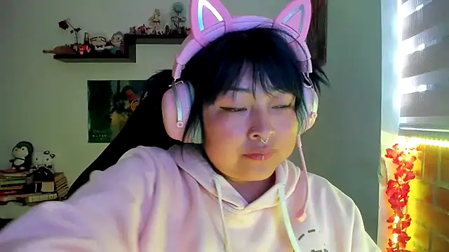 Shaddycute_'s Live XXX Chat