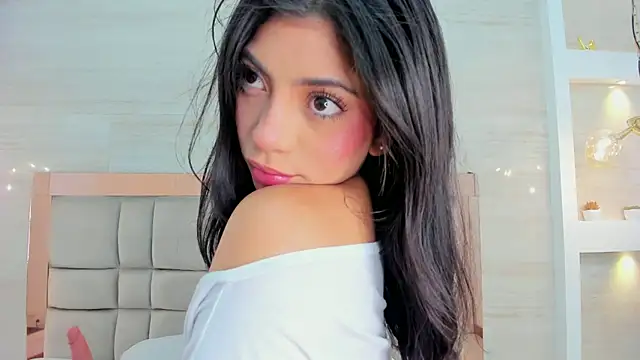 chloe_murray Live XXX-chat