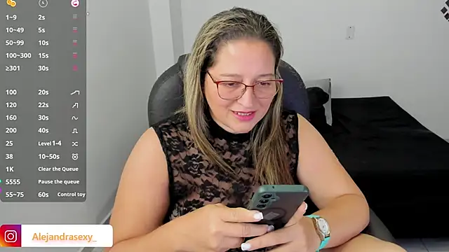 XXX chat uživo modela alejandra_milf_