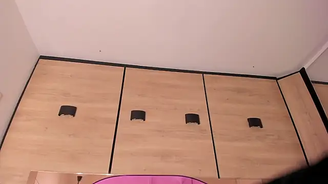 XXX chat uživo modela karol_lewiss