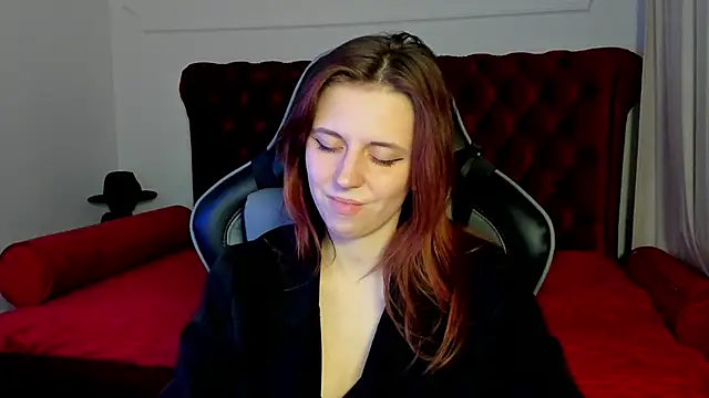 XXX chat uživo modela FreyaVey