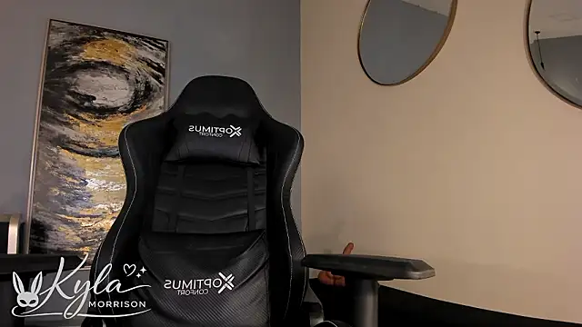 KylaMorrison Adlı Modelin Canlı XXX Sohbeti