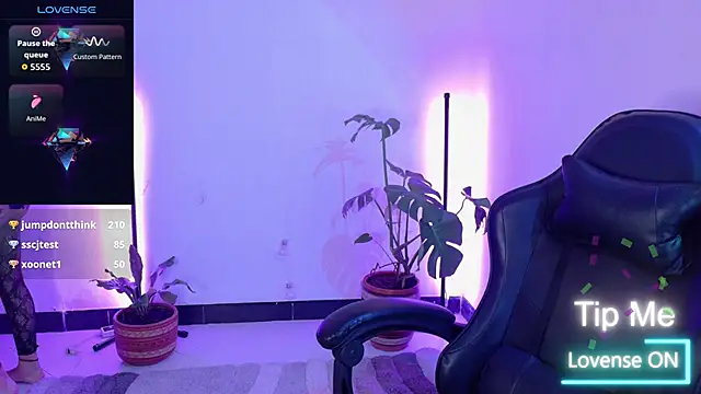 Sarasavage's Live XXX Chat