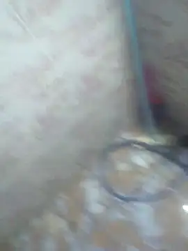 Sunnyboy7897 élő XXX-chatje