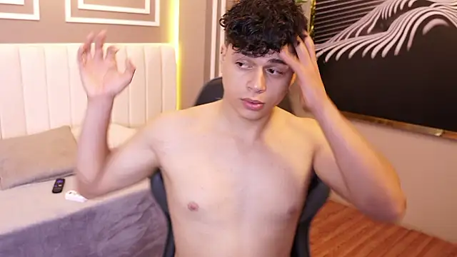 Ethan_occonor's Live XXX Chat