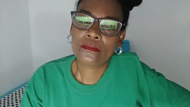 Pokazy przed kamerką – dana-black