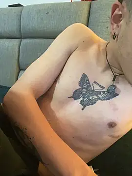 Онлайн чат XXX NaytonFreeman