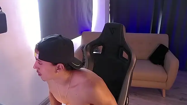 Czat XXX na żywo – Liam_V