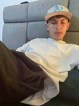 NaytonFreeman Live XXX-Chat