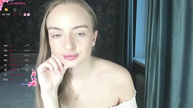 A_delina Adlı Modelin Canlı XXX Sohbeti