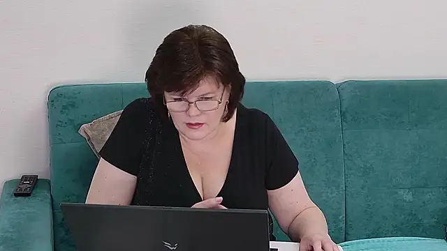 Sandra_Sunrise Chat XXX in diretta