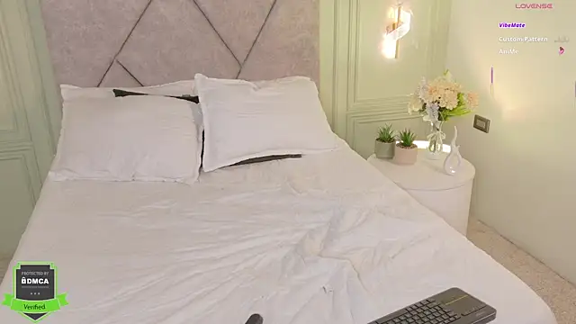 _Miss_Kimm's Live XXX Chat