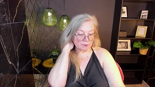 NataliMellow Chat XXX live