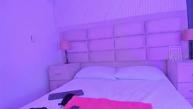 Czat XXX na żywo – CarolineFyre