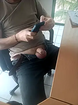 Pokazy przed kamerką – Laviestbelle