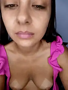 Show de bbzinharosa na webcam