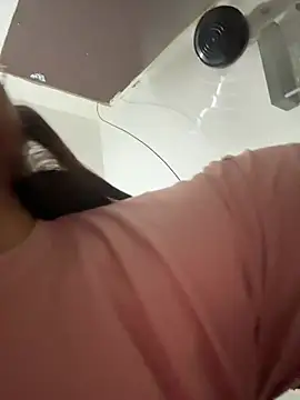 MarieLoveGlamorous Webcam show