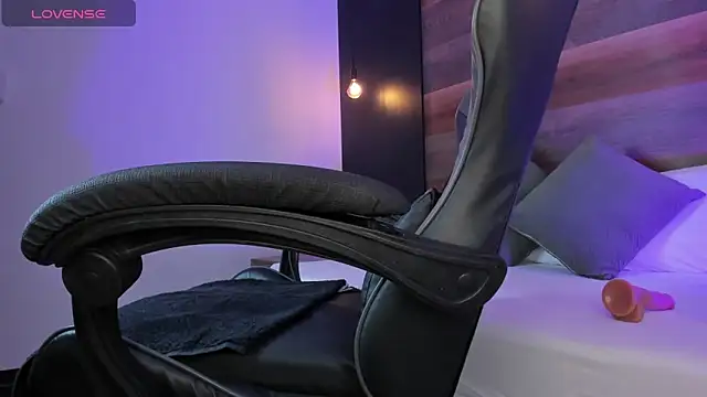 Chatroom XXX en direct de desireee_