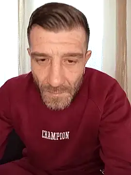 Alexdaniel89のライブXXXチャット