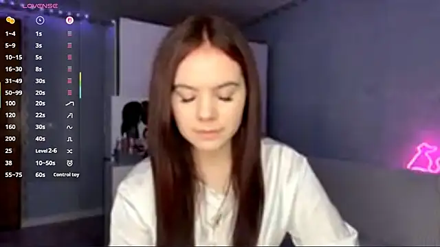 Lia_rise: онлайн-секс-чат