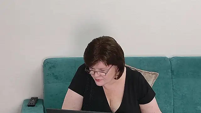 Sandra_Sunrise Chat XXX in diretta