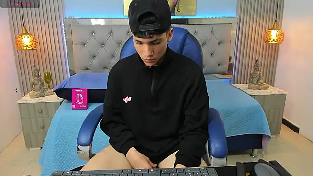 SamBlack_ Pertunjukan Webcam