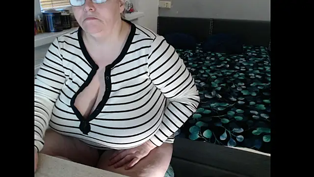 Chat XXX en directo de Sweetboobs