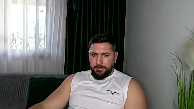 Gold_Alpha_Boy Adlı Modelin Canlı XXX Sohbeti