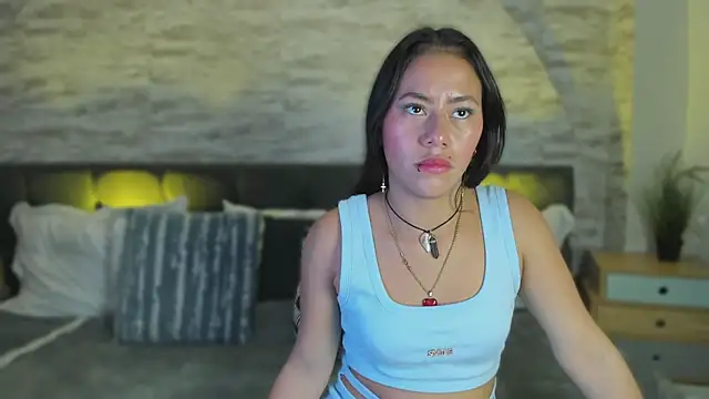 Gianna_luna webcam show