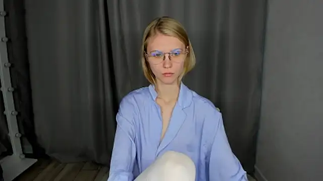 Chat XXX ao vivo de PhoebeMay