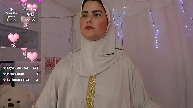 AishaAmin_のライブXXXチャット