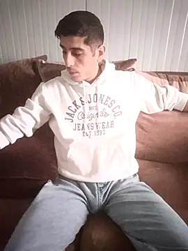 arenn1997 Adlı Modelin Canlı XXX Sohbeti