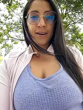 Chat XXX ao vivo de VALERY-03_