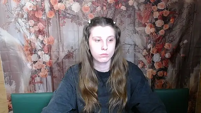 LilianaShine Adlı Modelin Canlı XXX Sohbeti