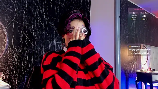 YuuMikon Live XXX chat