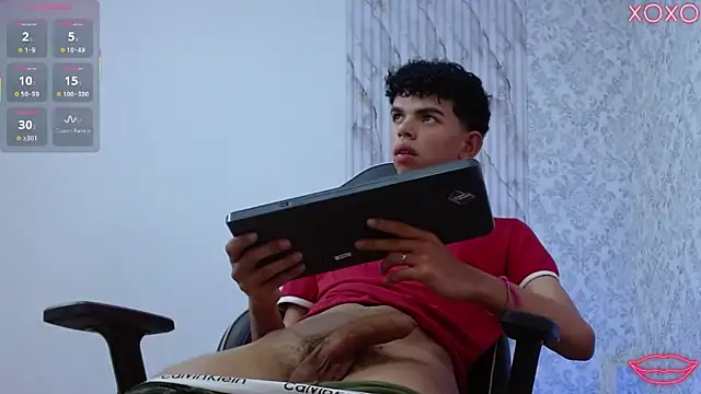 keahi_tay Webcam Show