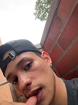 HarryGaze লাইভ XXX চ্যাট