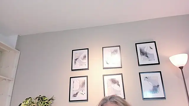 Victoria_Firee Adlı Modelin Web Kamerası Şovu