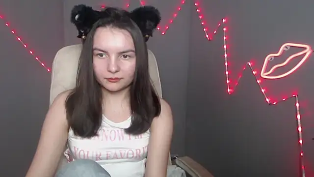 JasmineAsha Adlı Modelin Canlı XXX Sohbeti