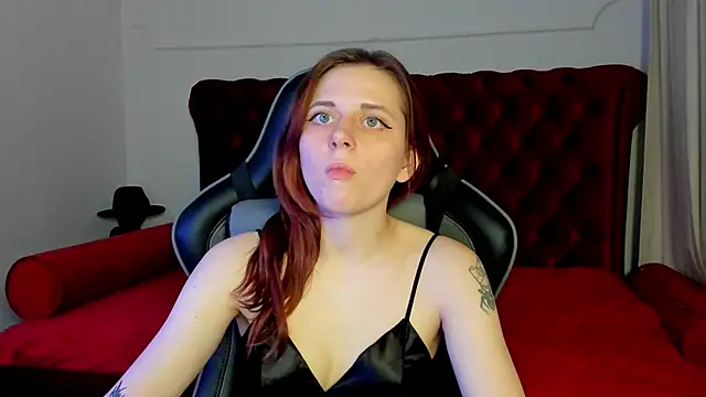 FreyaVey: απευθείας συνομιλία ΧΧΧ