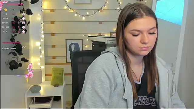 Онлайн чат XXX Josephine_Kiss