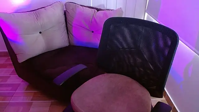 milfrousse – Naživo XXX chat