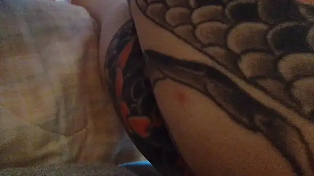 lavender_spits live XXX chat