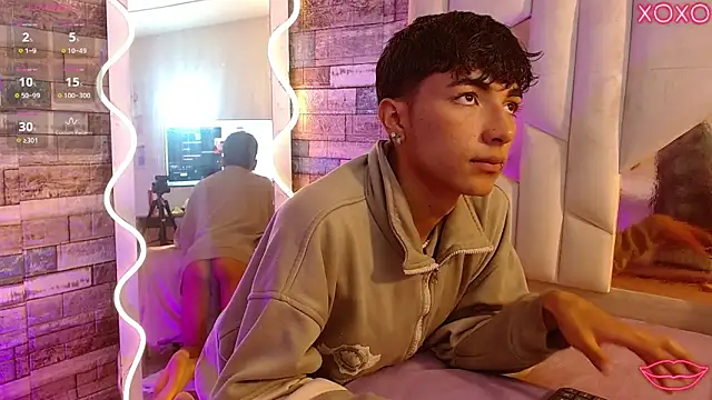 Chat XXX en directo de osamu_tay