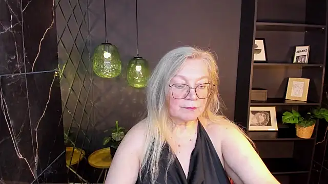 NataliMellow's Live XXX Chat