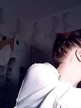 Chat +18 de JhonSHelBy7LuNa ao vivo